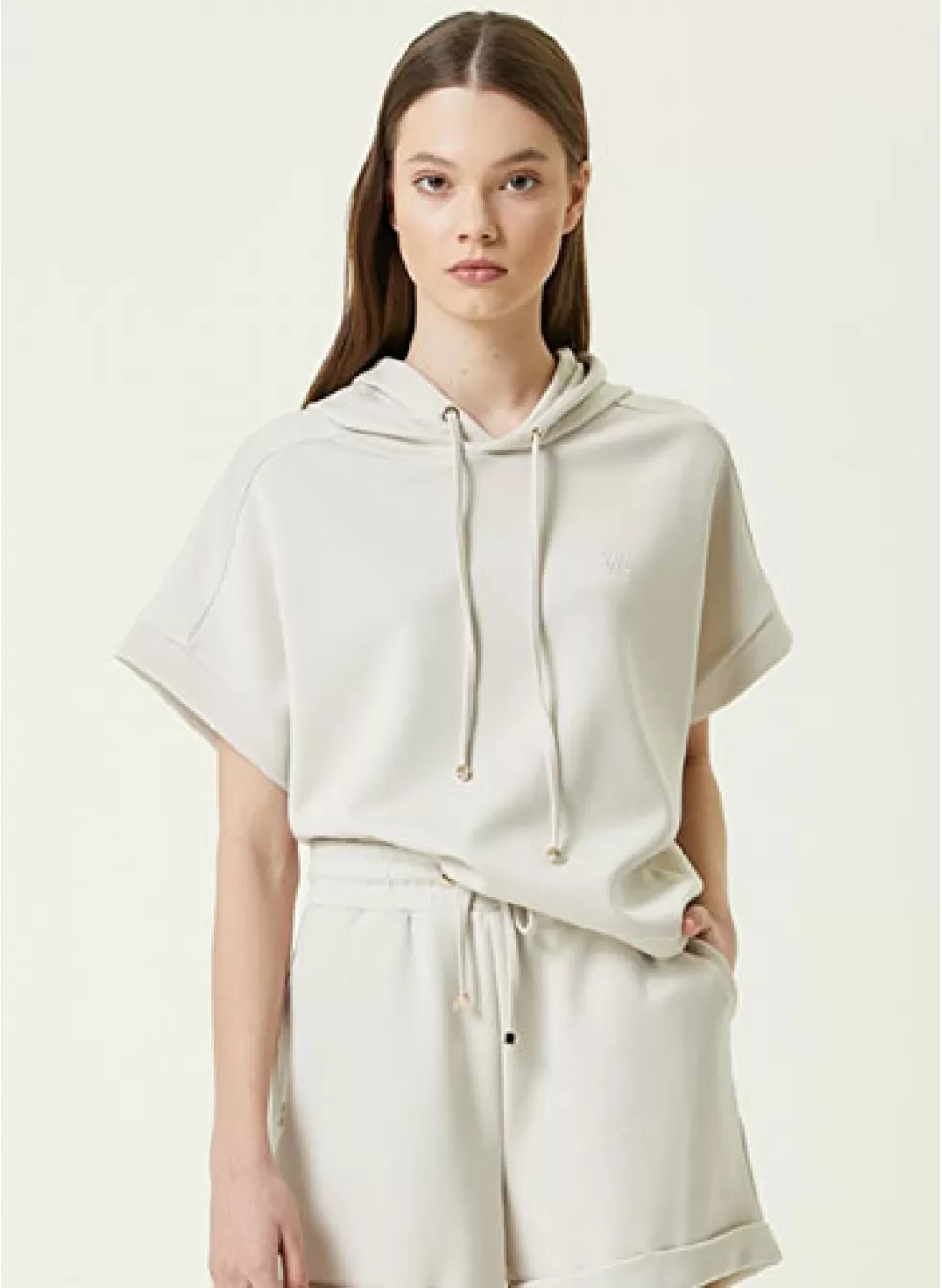 Kısa Kollu Bej Sweatshirt Kısa Kollu Bej Sweatshirt